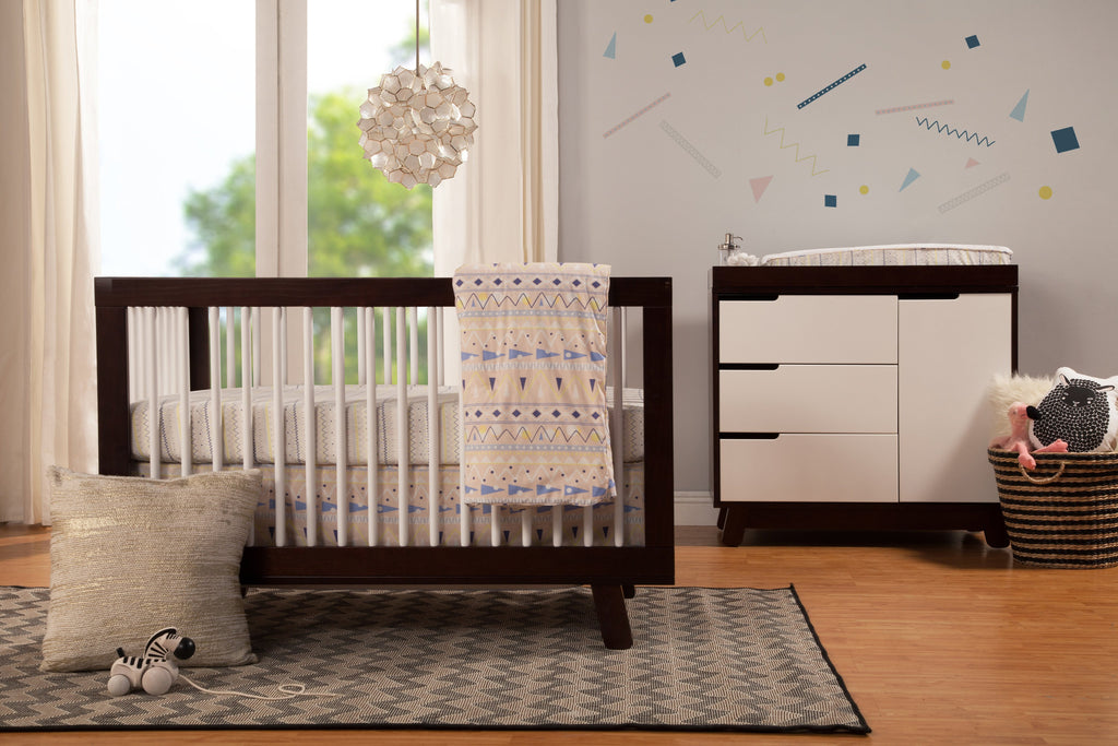 M4201QW,Hudson 3-in-1 Convertible Crib with Toddler Bed Conversion Kit in Espresso/White