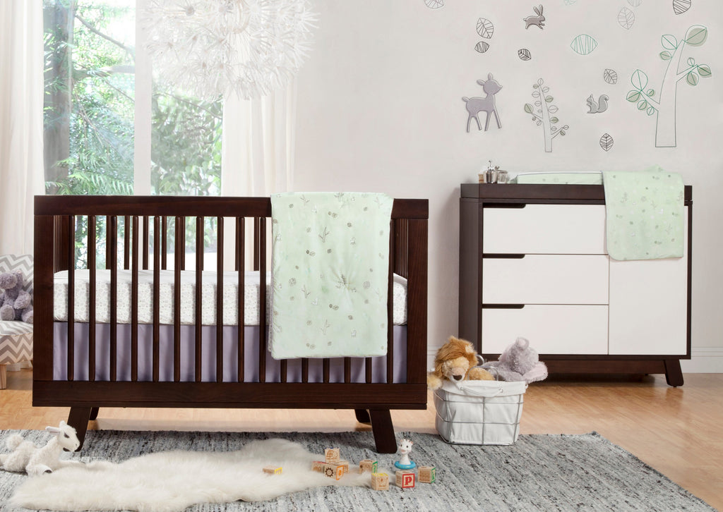 T8270,Tranquil Woods 5-Piece Set Sheet  Skirt  Play Blanket  Pad Cover & Wall Decal