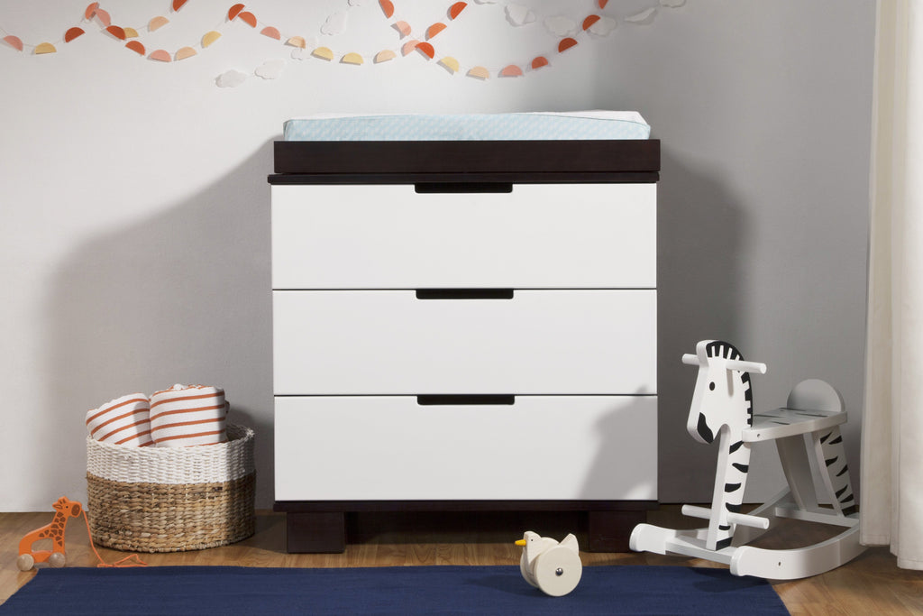 M6723QW,Modo 3-Drawer Changer Dresser  KD w/Removable Changing Tray in Espresso and White